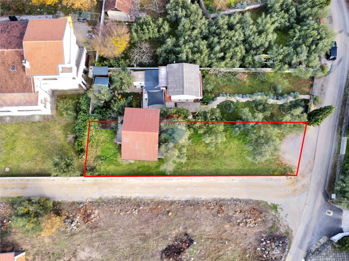 Krk, Linardići – Samostoječa hiša s projektom rekonstrukcije