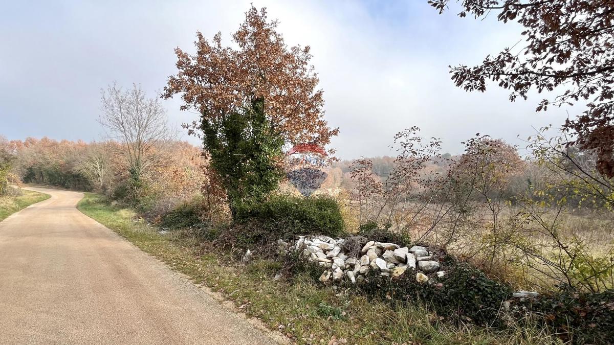 Stavbno zemljišče Kringa, Tinjan, 2.093m2