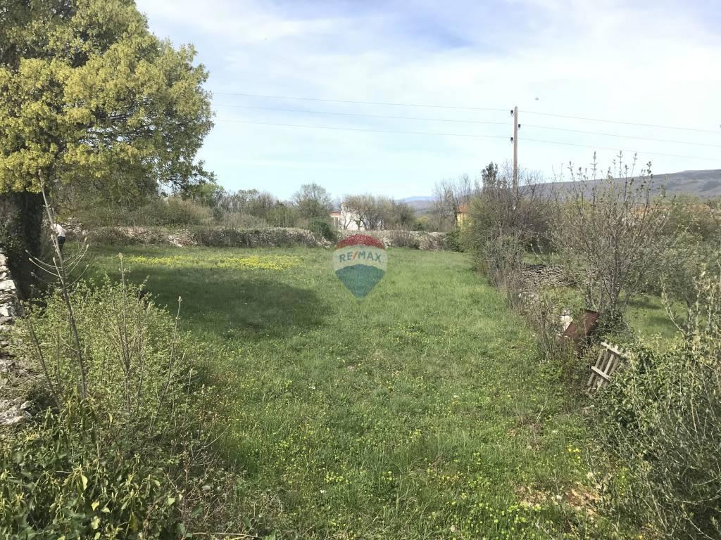 Stavbno zemljišče Rakalj, Marčana, 713m2