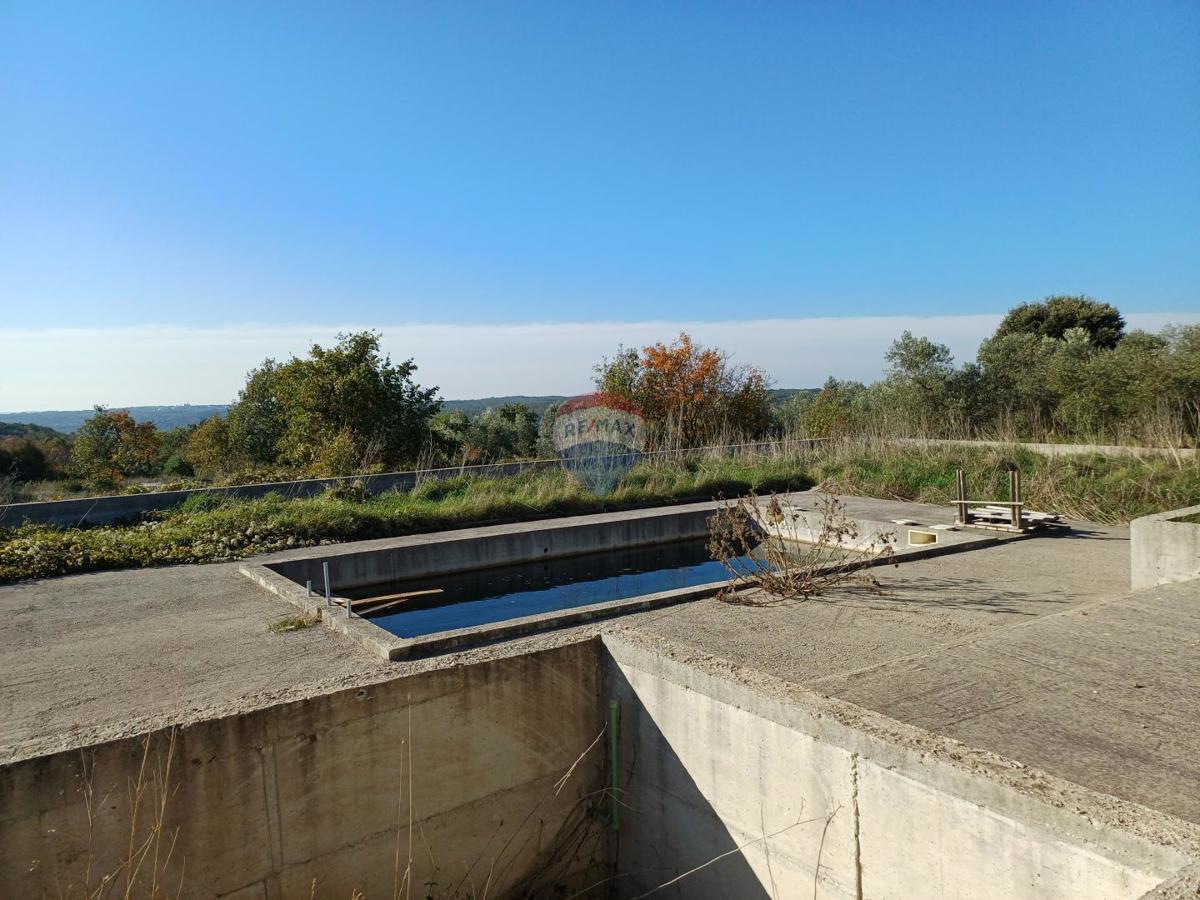 Hiša Veliki Vareški, Marčana, 450m2