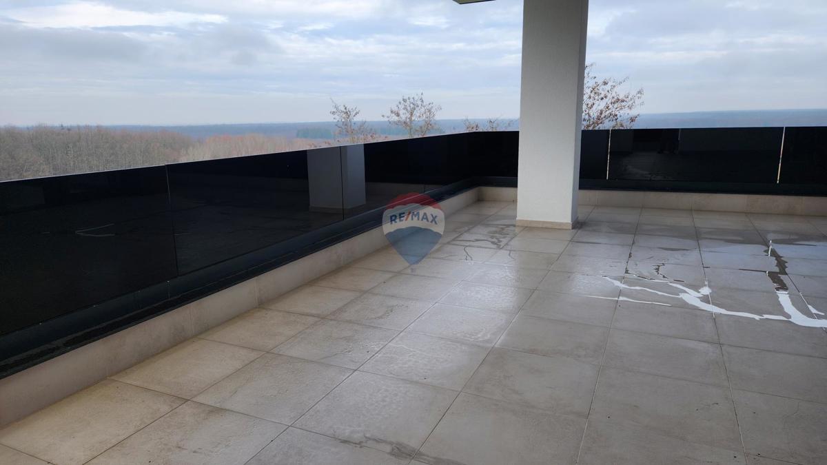 Hiša Donji Trpuci, Brezovica, 645m2