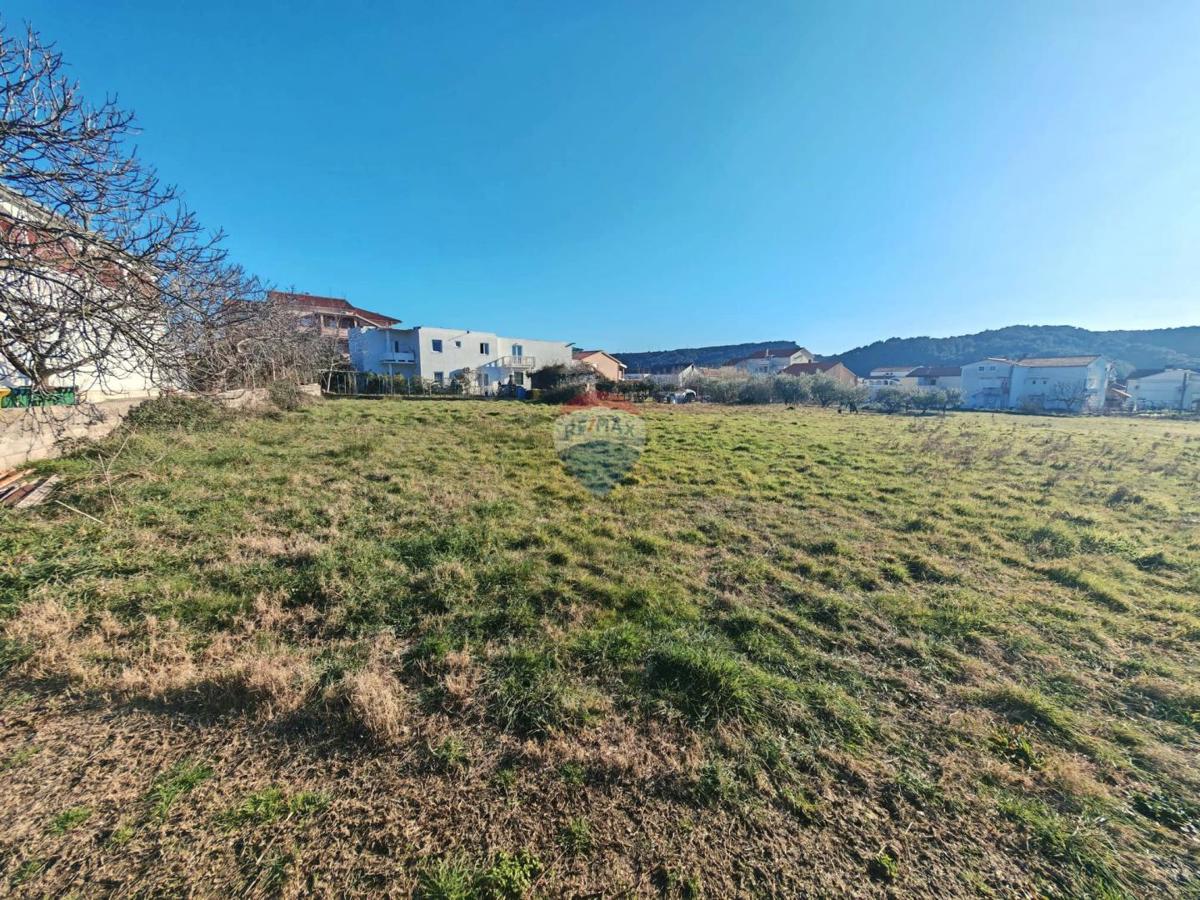 Stavbno zemljišče Lopar, Rab, 730m2