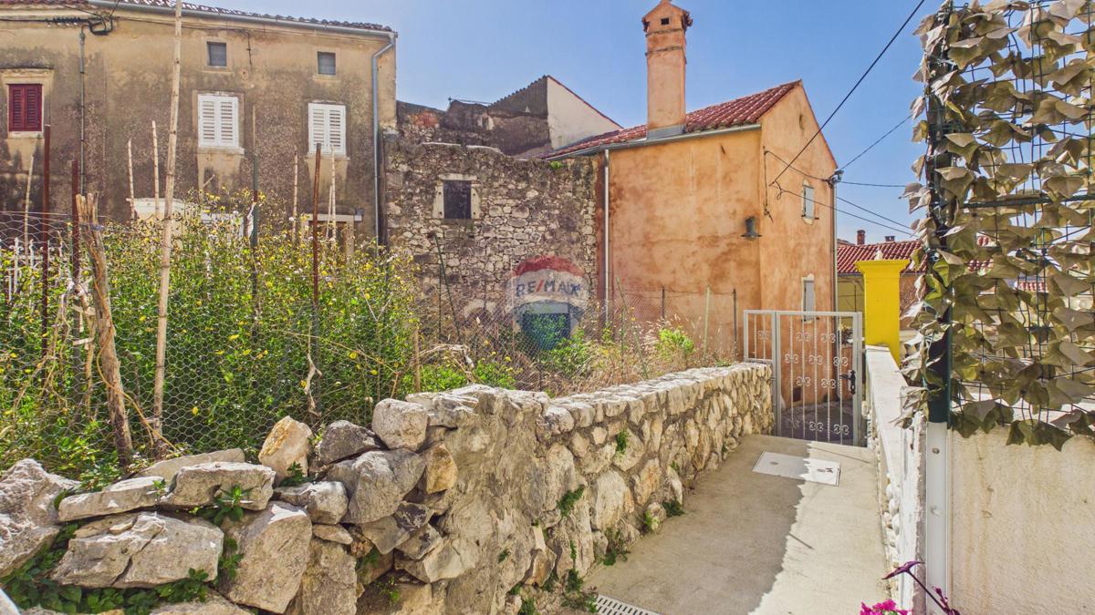 Hiša Njivice, Omišalj, 71m2