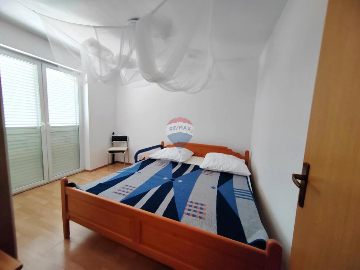 Hiša Malinska, Malinska-Dubašnica, 243m2