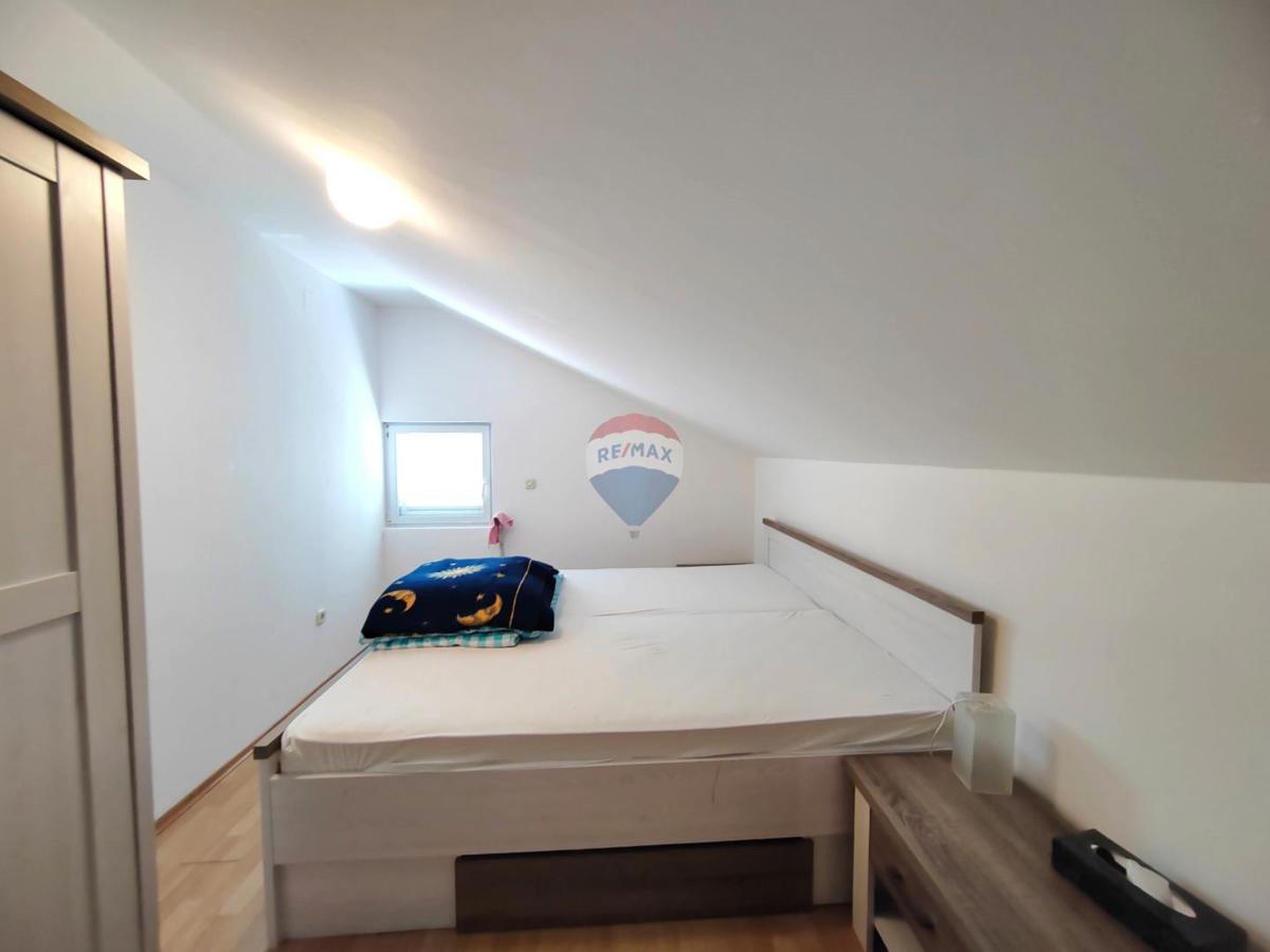 Hiša Malinska, Malinska-Dubašnica, 243m2