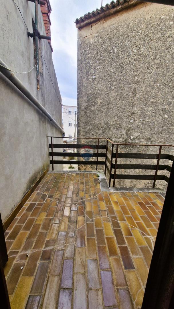 Hiša Marčana, 180m2