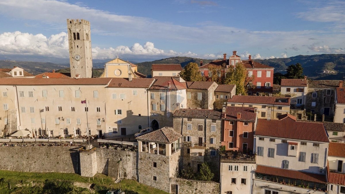 Motovun, 250m2