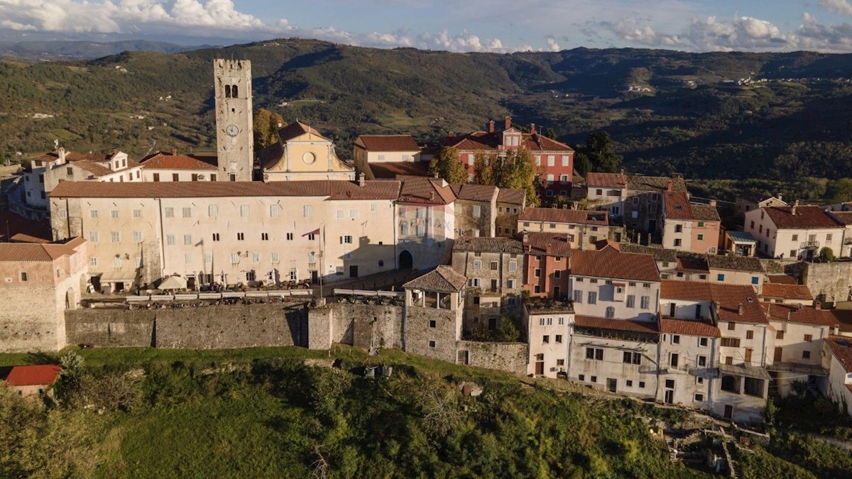 Motovun, 250m2