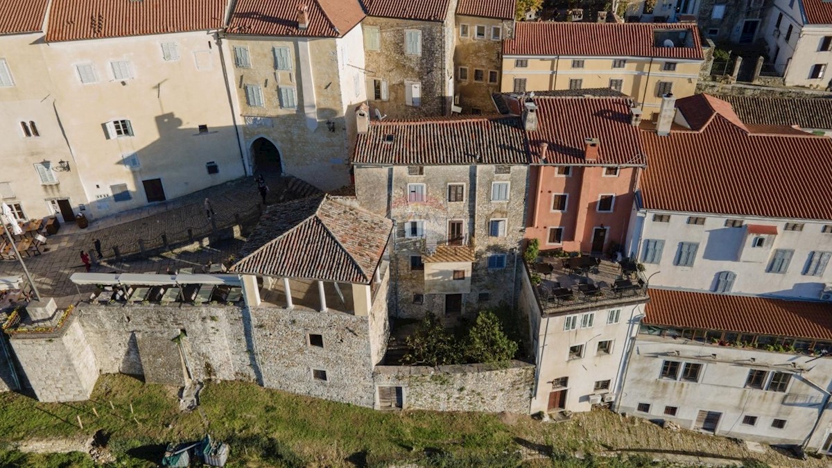 Motovun, 250m2