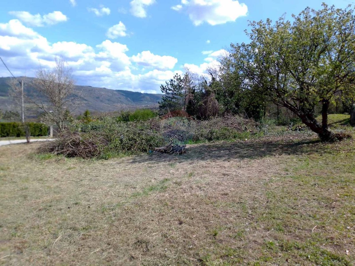 Motovun, 853m2