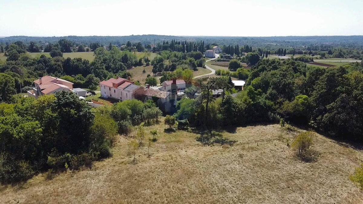 Cere, Žminj, 450m2