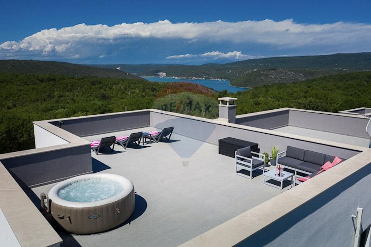 EASTERN ISTRIA - Exclusive villa with sea view