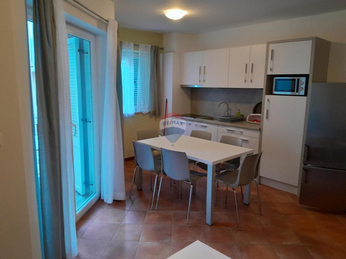 Hiša Medulin, 180m2