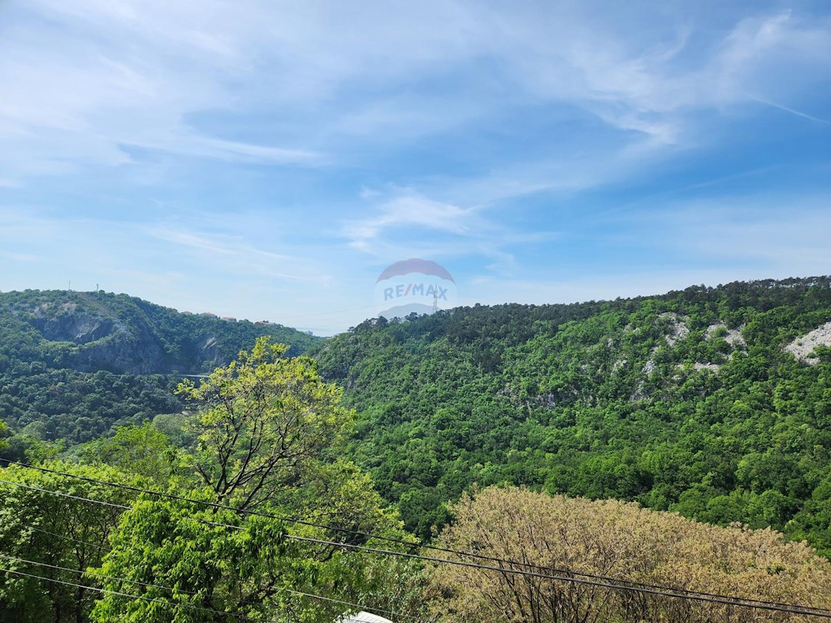 Hiša Orehovica, Rijeka, 676,80m2