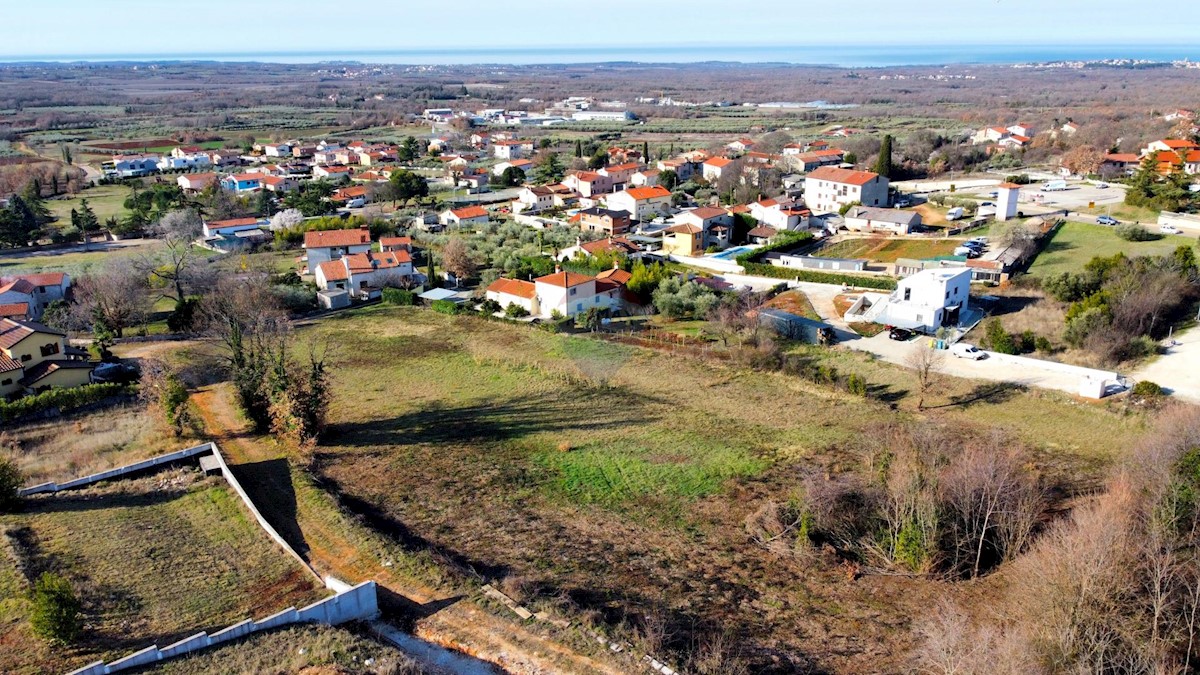 Kaštelir, Kaštelir-Labinci, 5.679m2