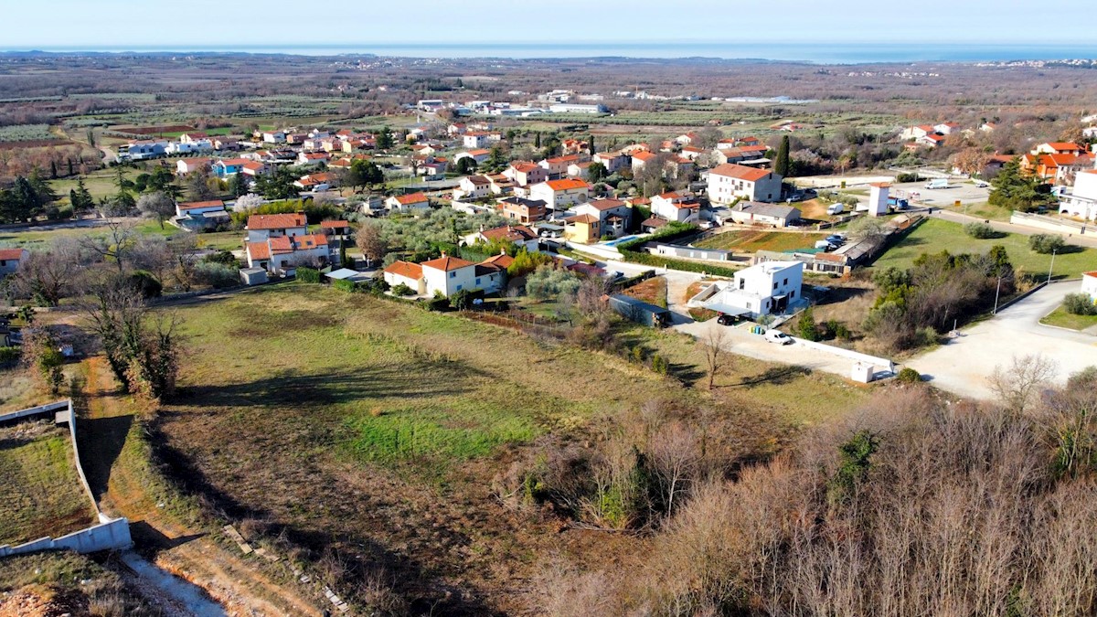 Kaštelir, Kaštelir-Labinci, 5.679m2