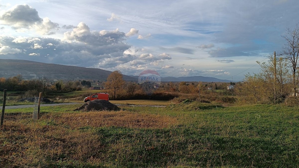 Stavbno zemljišče Tounj, 952m2