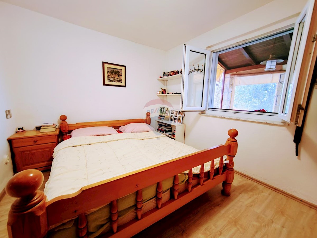Hiša Dobrinj, 172m2