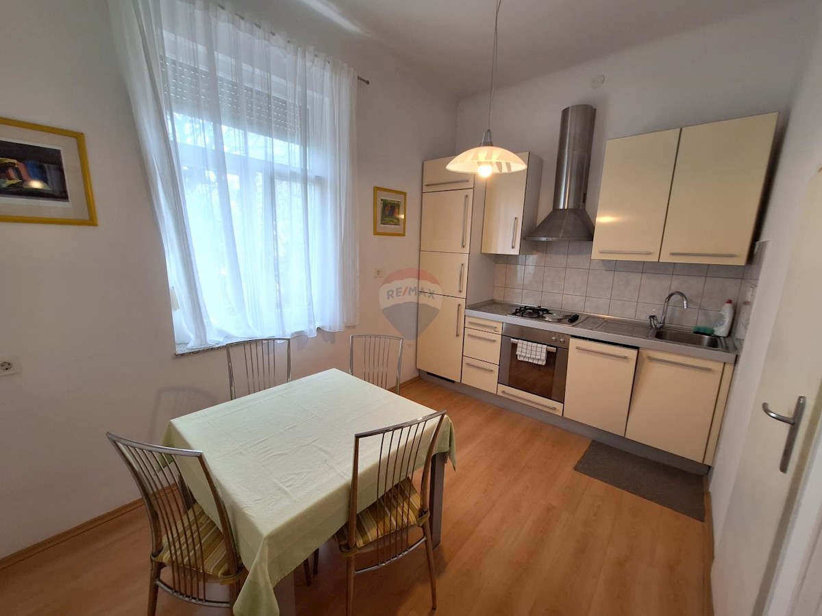 Stanovanje/Apartma Lovran, 69m2