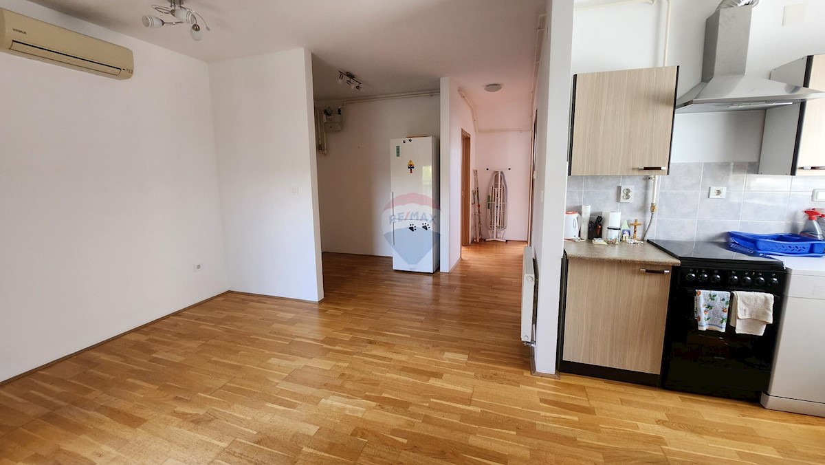 Stanovanje/Apartma Dugo Selo - Centar, Dugo Selo, 56,18m2