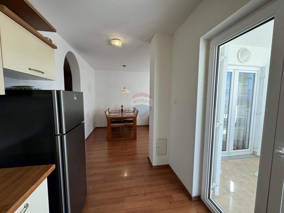 Stanovanje/Apartma Pinezići, Krk, 128m2