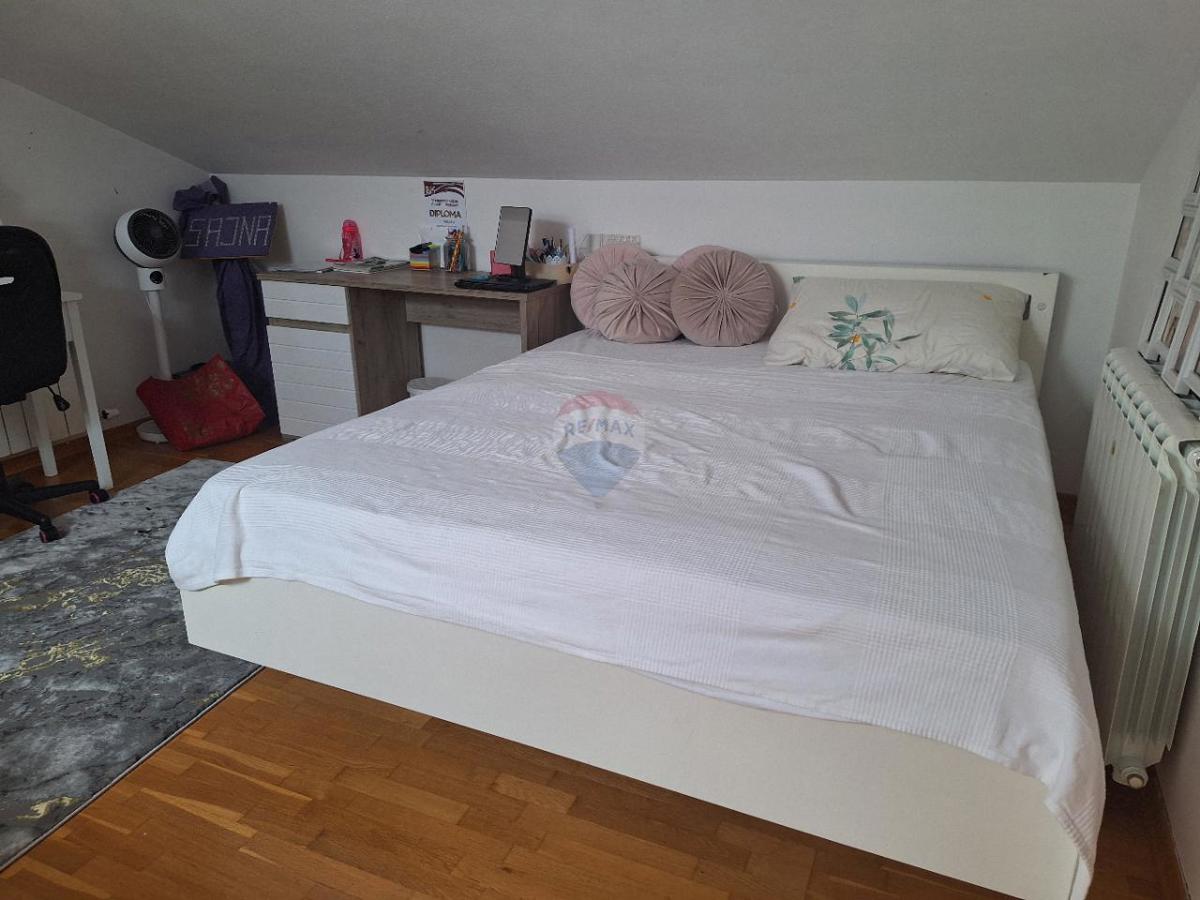 Stanovanje/Apartma Crikvenica, 181,71m2