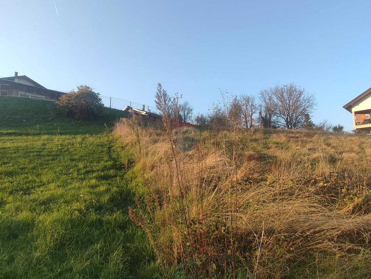 Stavbno zemljišče Švarča, Karlovac, 1.378m2