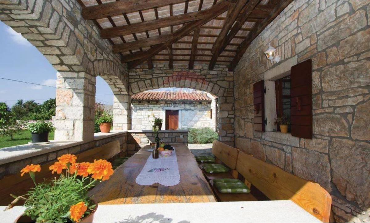 Hiša Kanfanar, 150m2