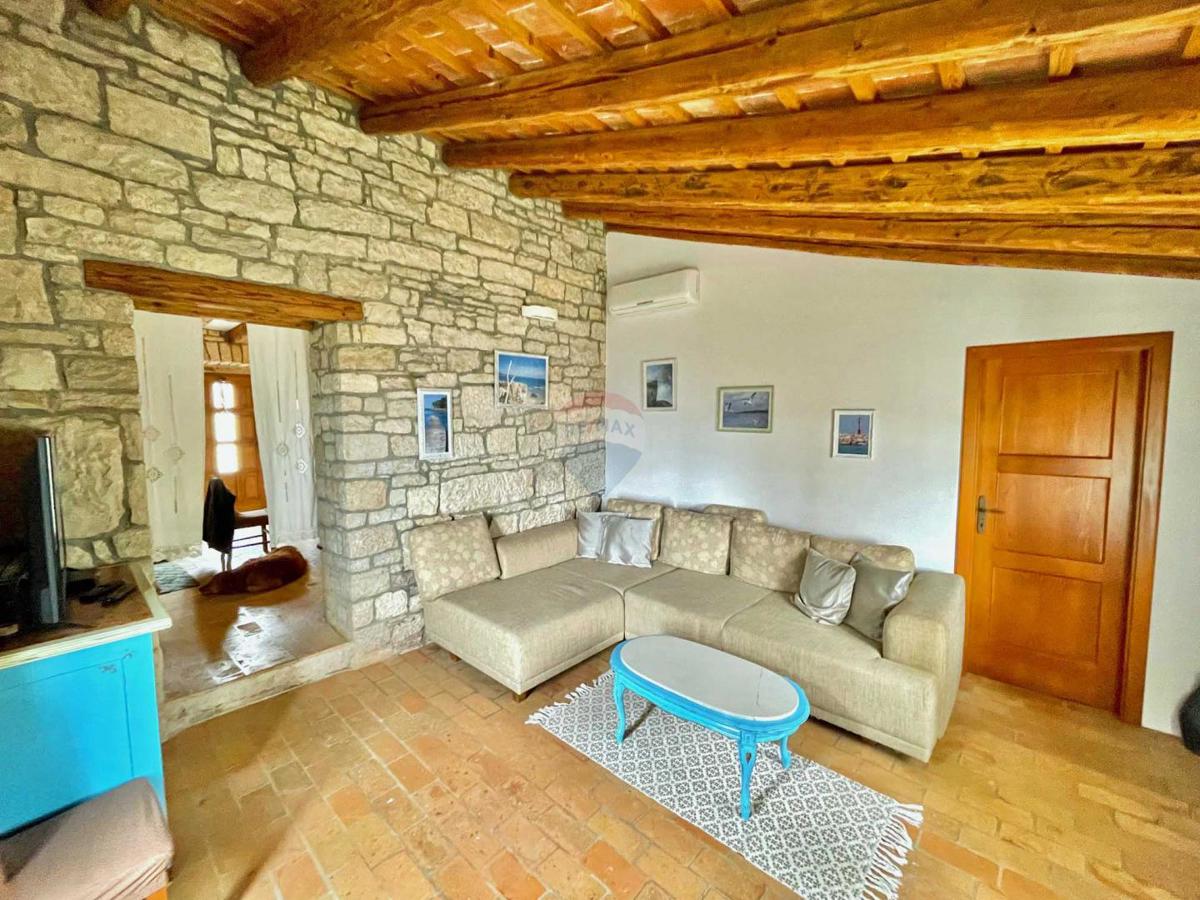 Hiša Kanfanar, 150m2