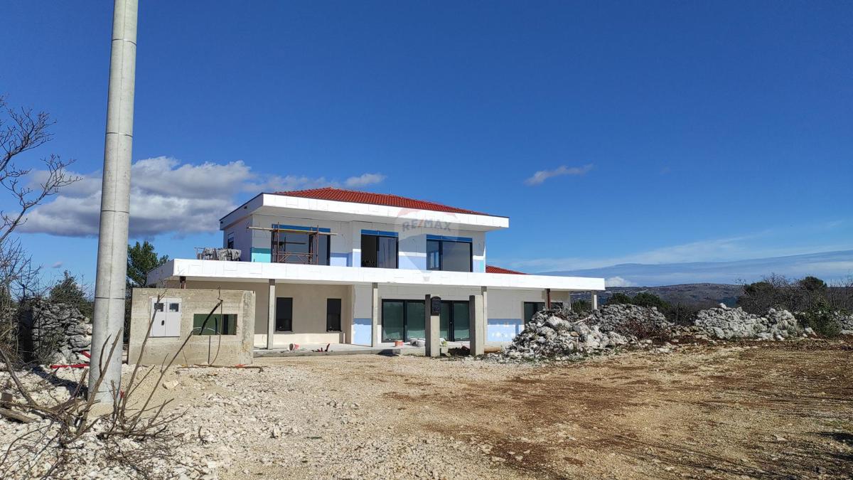 Istra, Rakalj – Dizajnerska vila s panoramskim pogledom na morje