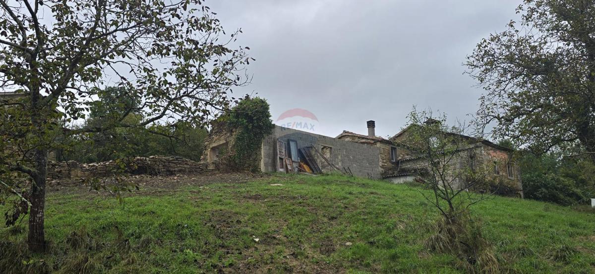Hiša Sovinjak, Buzet, 57.356m2