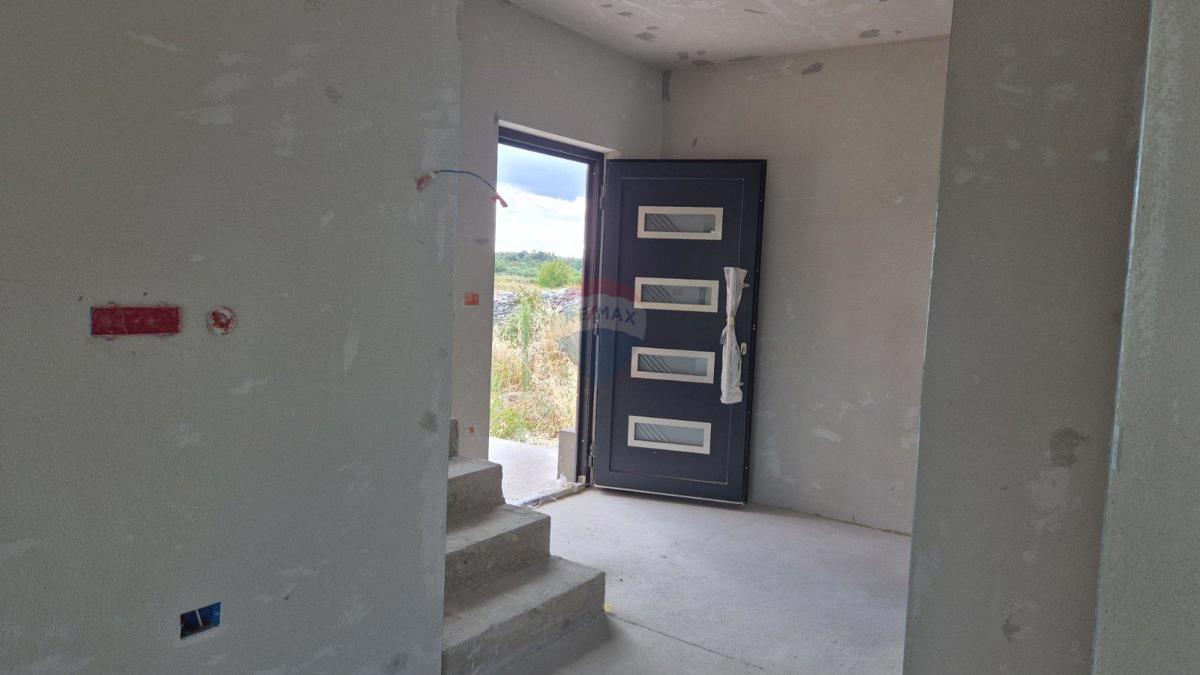 Hiša Kanfanar, 127m2