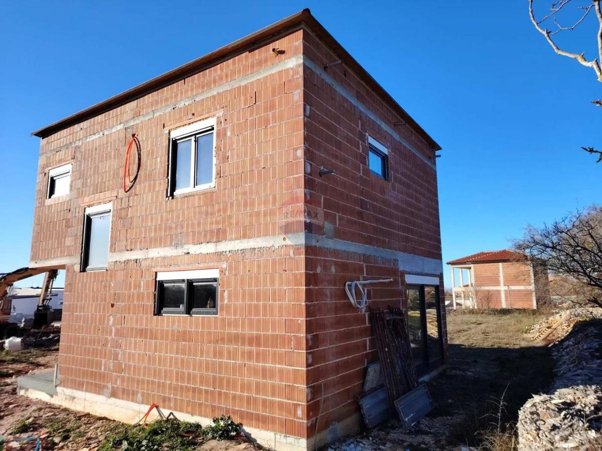 Hiša Kanfanar, 127m2