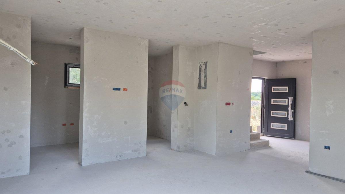 Hiša Kanfanar, 127m2