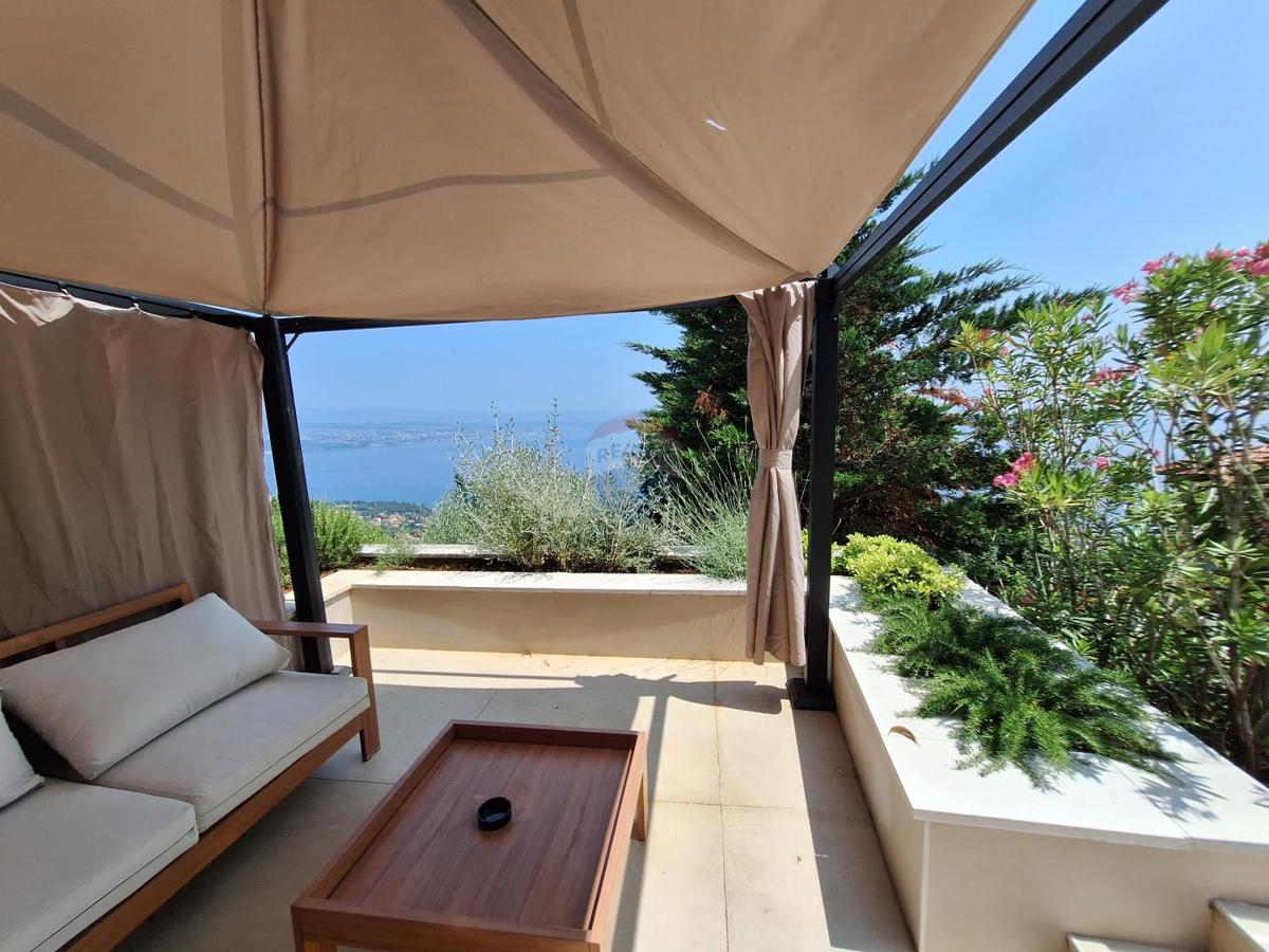 Stanovanje/Apartma Dobreć, Opatija - Okolica, 142m2