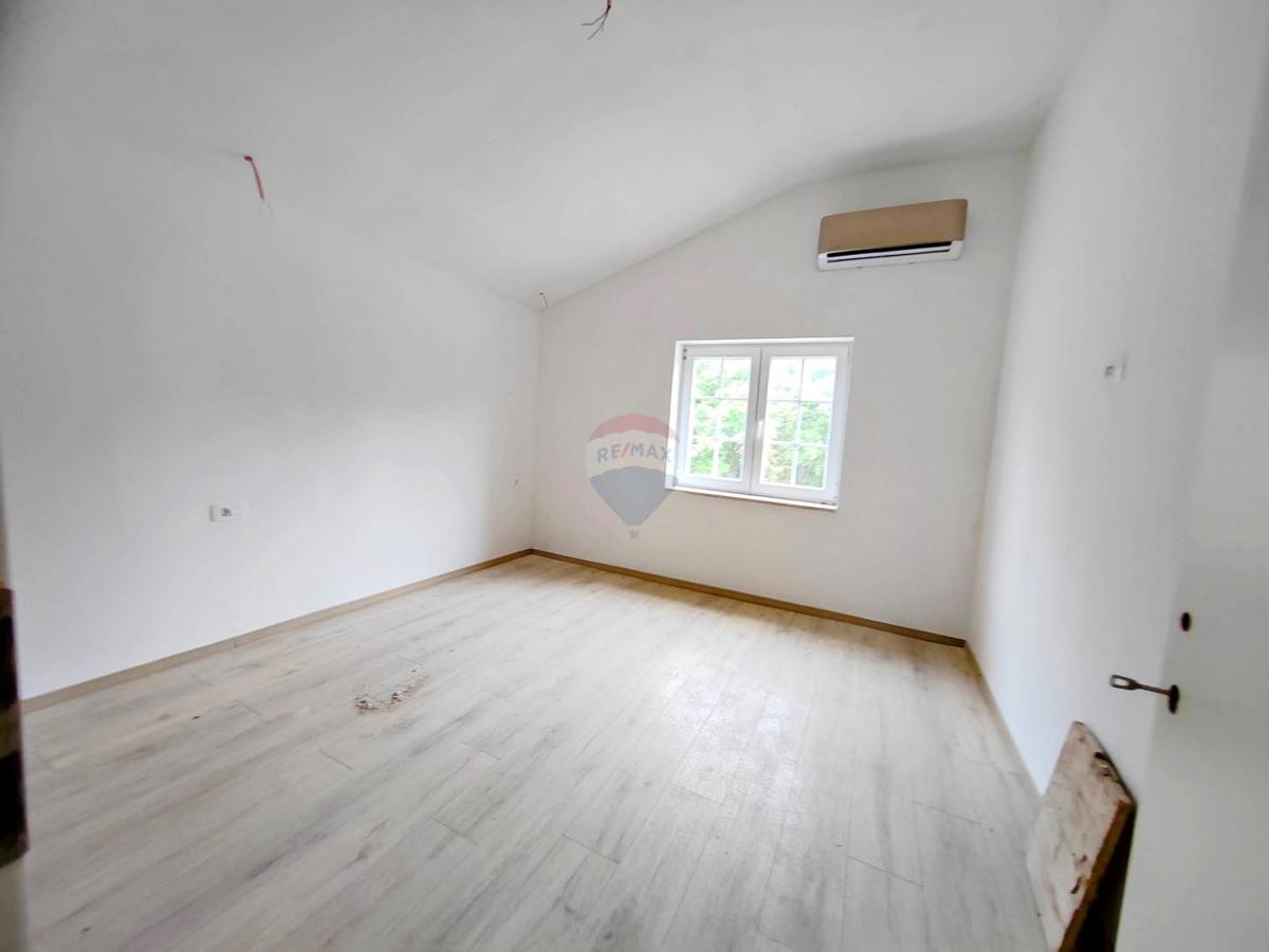 Hiša Risika, Vrbnik, 300m2
