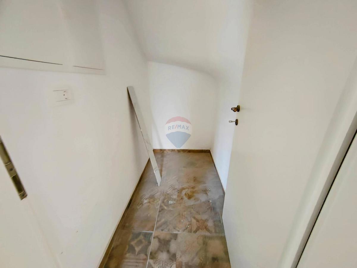Hiša Risika, Vrbnik, 300m2