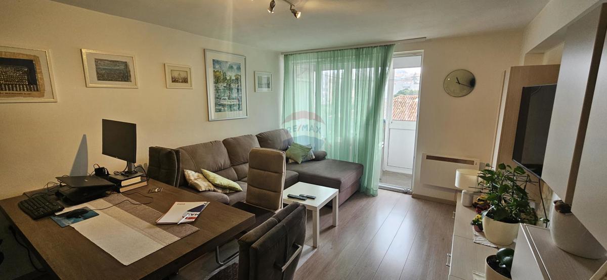 Stanovanje/Apartma Širi centar, Pula, 61m2