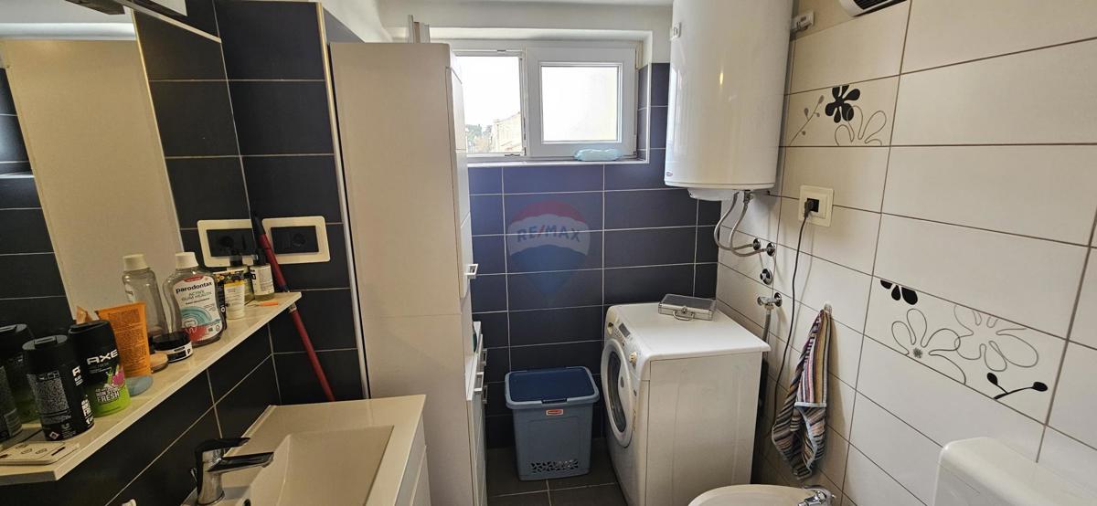 Stanovanje/Apartma Širi centar, Pula, 61m2
