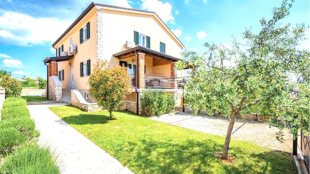 Hiša Lovrečica, Umag, 169,70m2