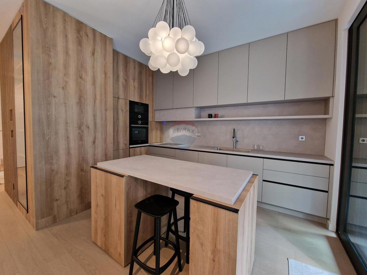 Stanovanje/Apartma Donji grad, Donji Grad, 130m2