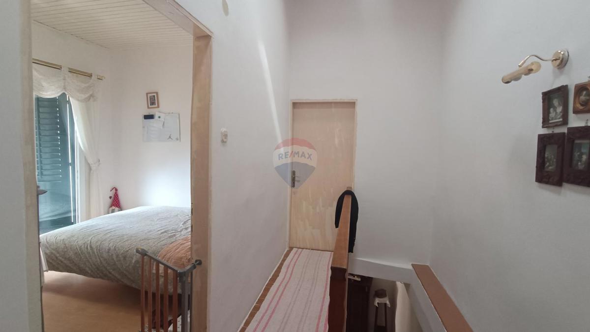 Hiša Rovinj, 79m2