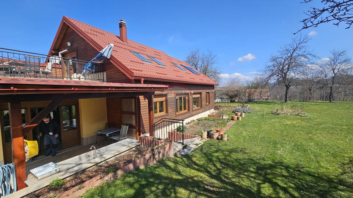 Hiša Brod Moravice, 340m2