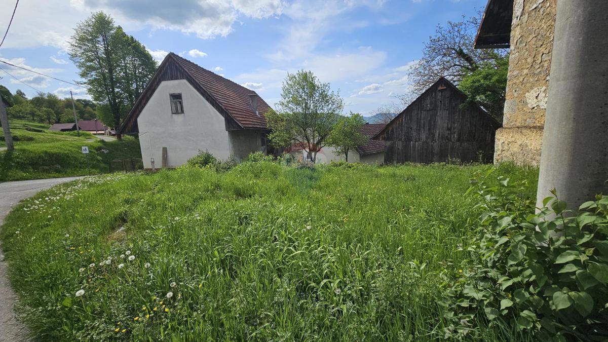 Stavbno zemljišče Severin na Kupi, Vrbovsko, 400m2
