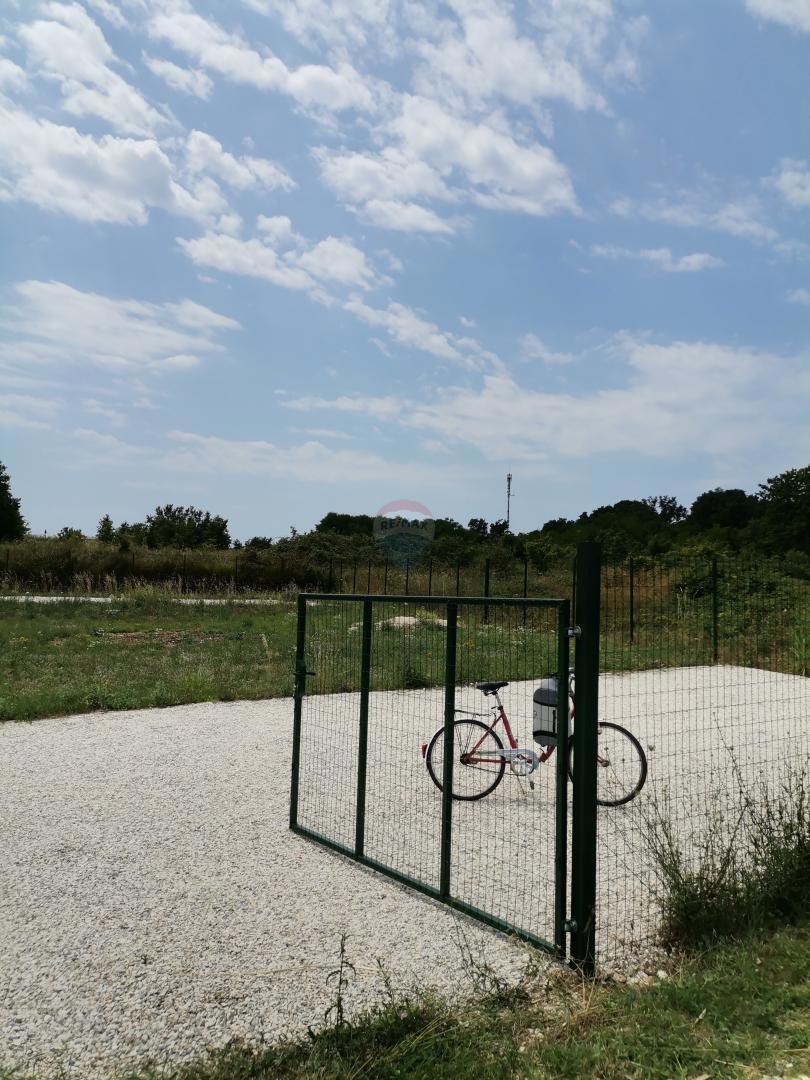 Stavbno zemljišče Červar-Porat, Poreč, 705m2