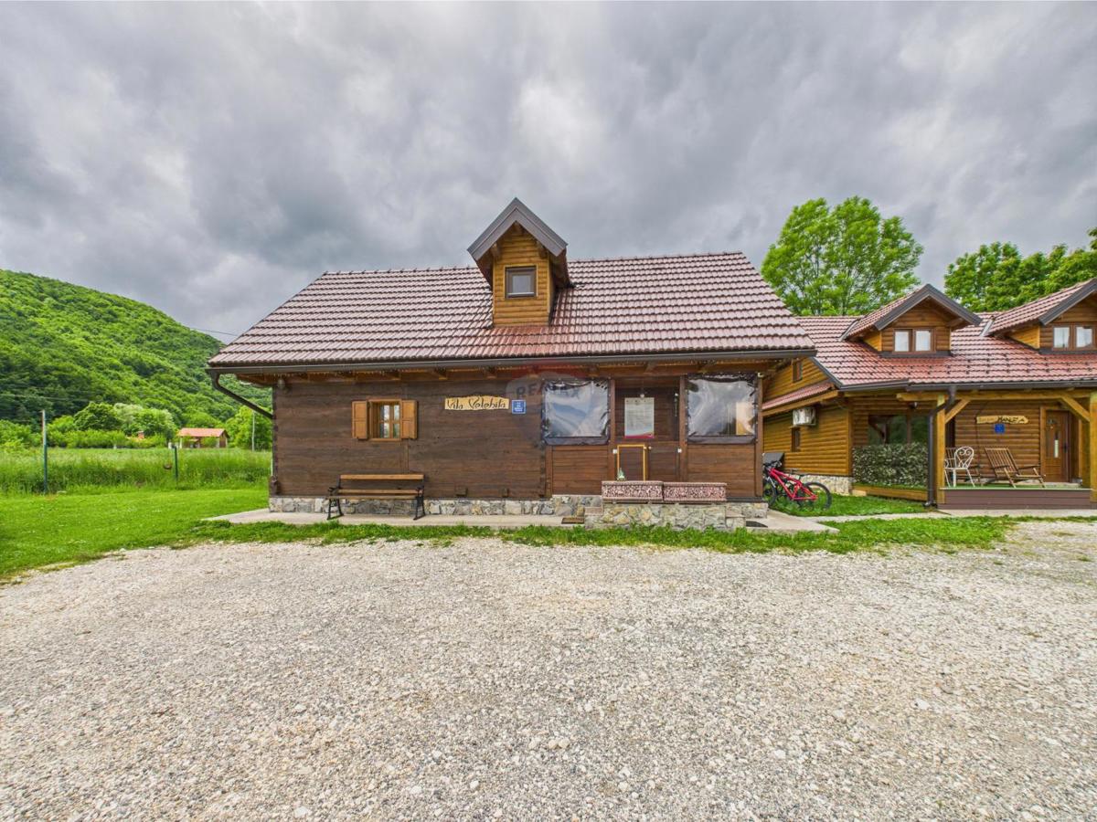 Hiša Centar, Gospić, 290m2