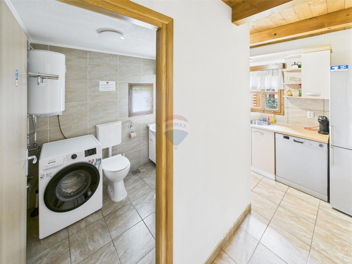 Hiša Centar, Gospić, 290m2