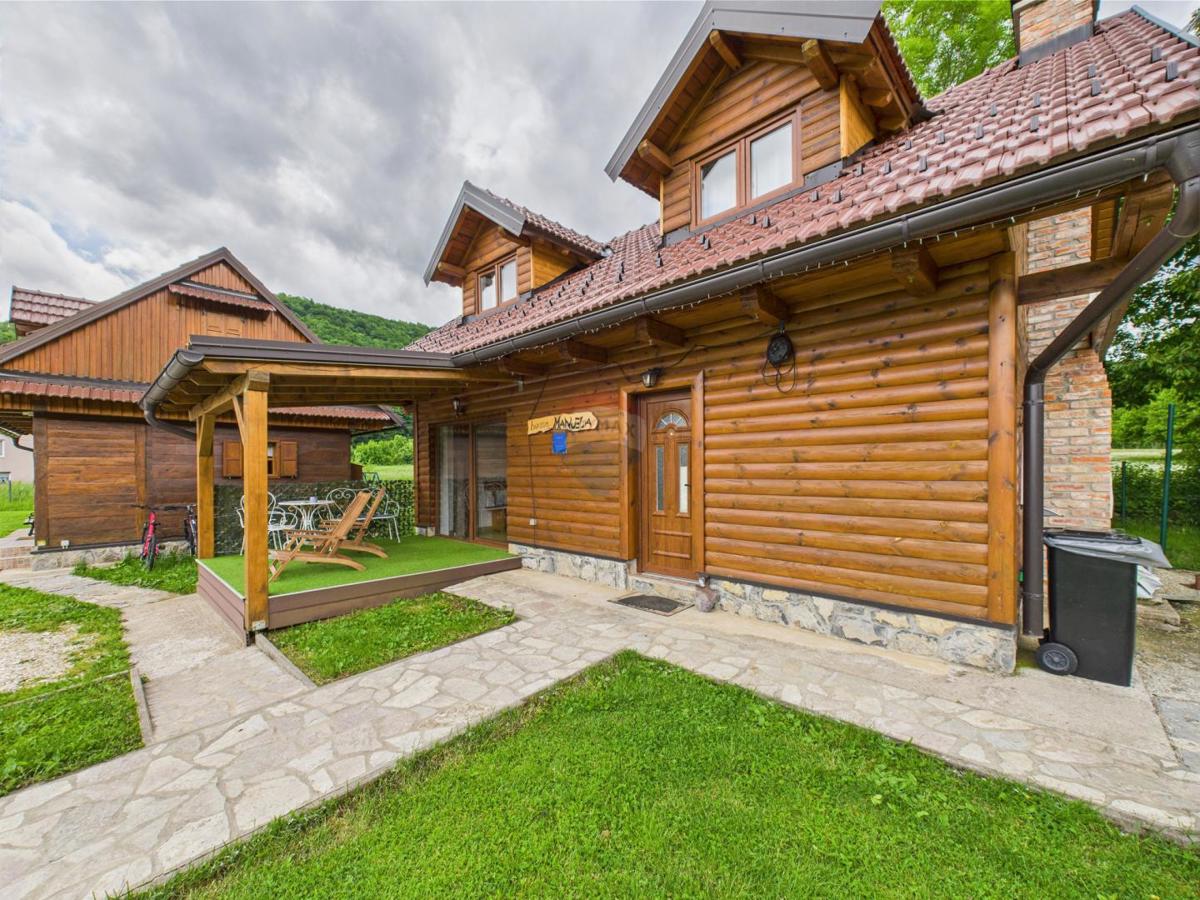 Hiša Centar, Gospić, 290m2