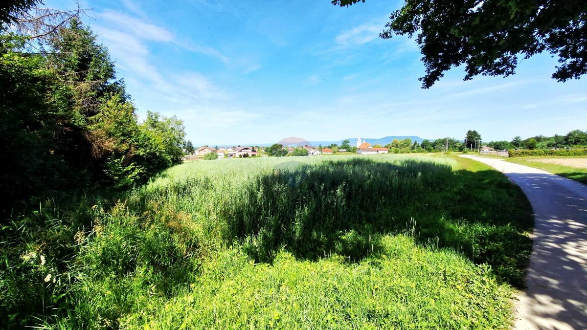 Stavbno zemljišče Kupinec, Klinča Sela, 8.227m2