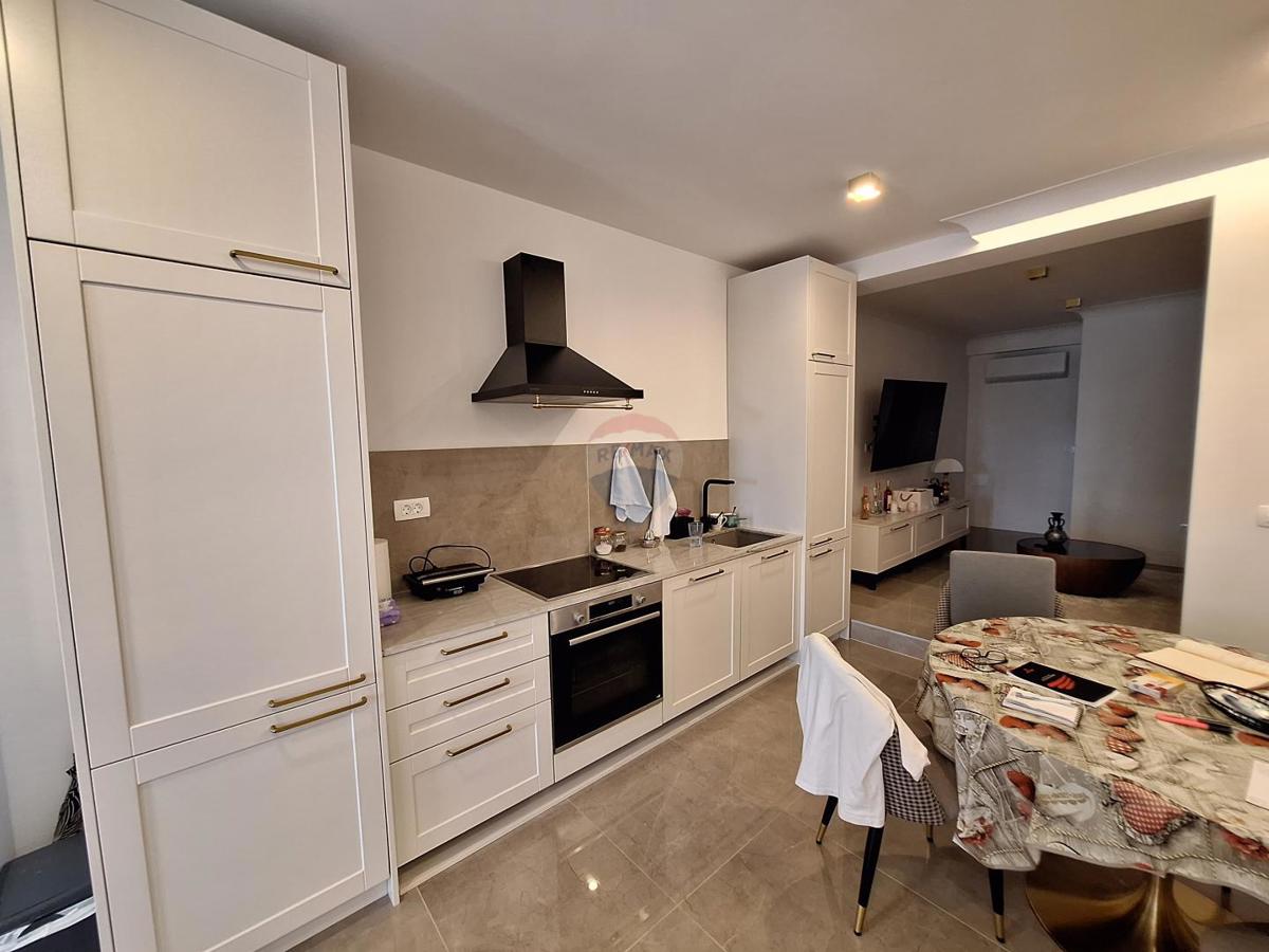 Stanovanje/Apartma Dobreć, Opatija - Okolica, 133m2